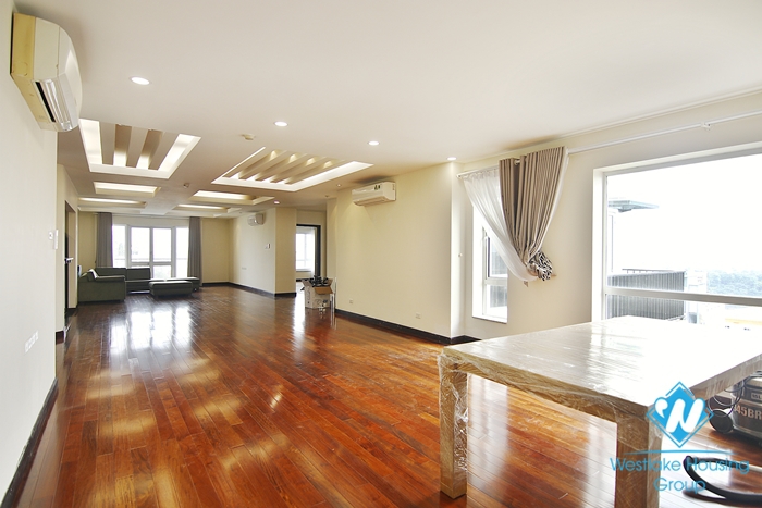 Four-room ambassador-sized apartment for rent in a quiet alley in the heart of Hoan Kiem district